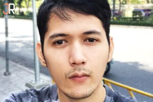 กล้ามเนื้อตาอ่อนแรง ตาง่วงนอน หนังตาตก ต้องทำตากับจักษุแพทย์