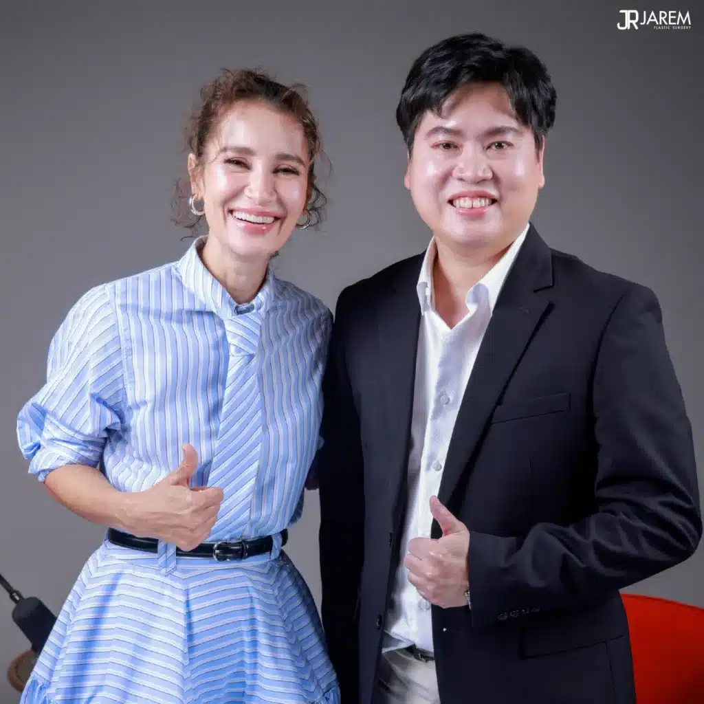 หมอหลุยส์ นพ.พลเดช สุวรรณอาภา และคุณแอน ทองประสม ในวันบันทึกเทปรายการ Praew Talk TV Ep.48